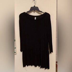 Zenana black tunic